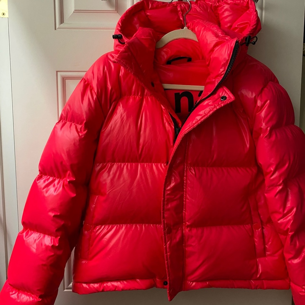 Aritzia Super Puff